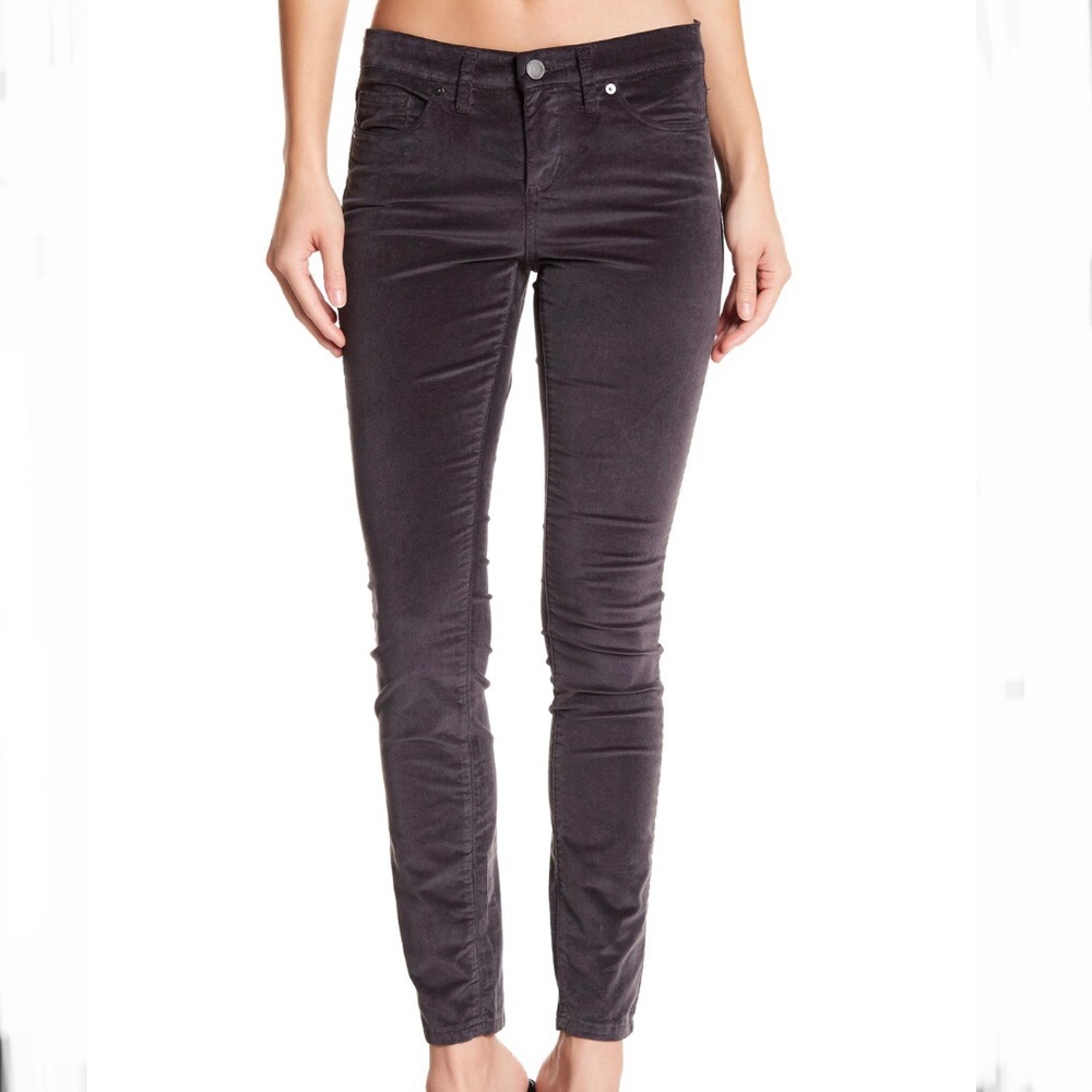 Blank NYC | ‘Skinny Classique’ Grey Velvet Pants